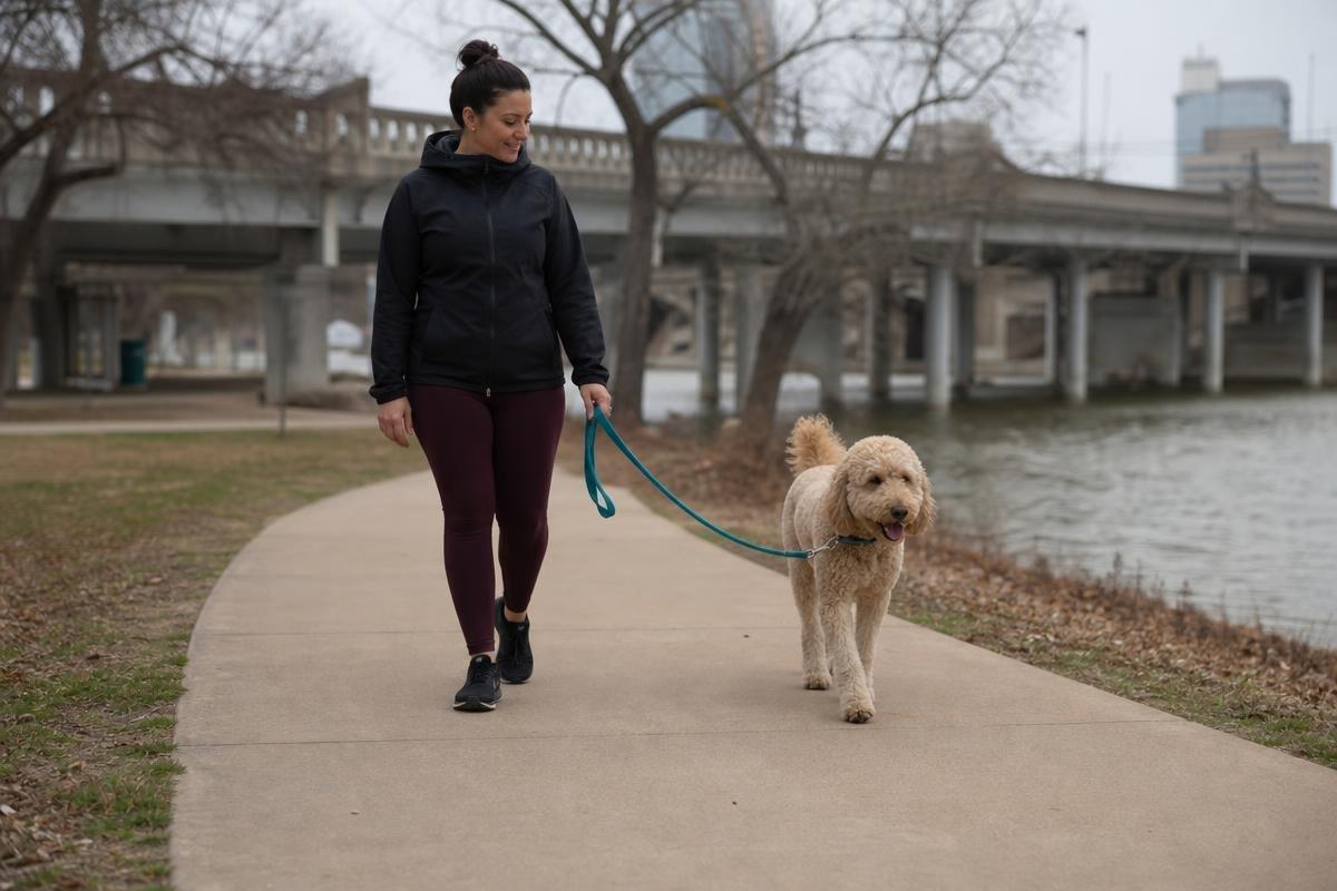 loose leash walking on Fort Worth dog-friendly trail